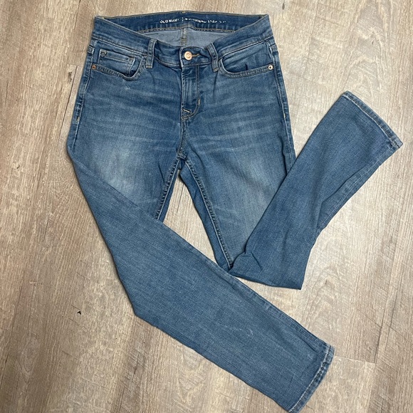 Old Navy Boyfriend Straight Jeans - Picture 1 of 3